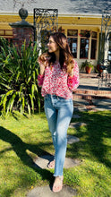 Load image into Gallery viewer, Faye Shirt
