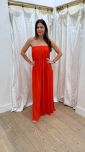 Load image into Gallery viewer, Wynn Gown
