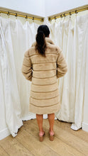 Load image into Gallery viewer, Christie Faux Fur Coat
